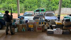 Comboio formado por 12 carros é interceptado com mercadorias paraguaias na MS-380