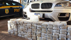 BMW X6 é interceptada em rodovia federal de MS com 130 quilos de cocaína