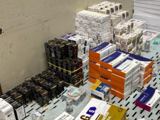 Fiscalização desmonta rota de envio e apreende lote milionário de canetas emagrecedoras