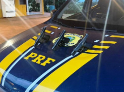 Carioca do Comando Vermelho é presa levando três pistolas para o Rio de Janeiro