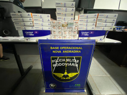 Polícia apreende emagrecedores contrabandeados que estavam sendo levados para SC