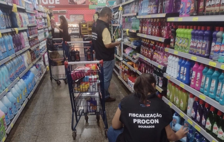 Diferença de preços da cesta básica passa de 300% em supermercados de Dourados
