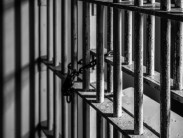 Réu é condenado a 32 anos de prisão por homicídio brutal em aldeia de MS