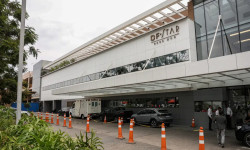 Bolsonaro é internado em UTI hospitalar com broncopneumonia bilateral