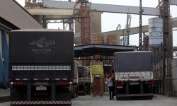 Para segurar preço, governo propõe que estados zerem ICMS do diesel importado