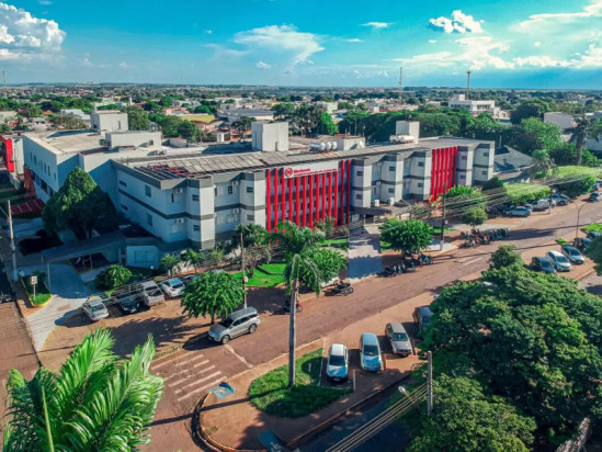 Criança que se afogou na piscina dos avós morre após 13 dias internado em Dourados