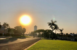 Dourados terá dia abafado com risco de chuva à noite, segundo Climatempo