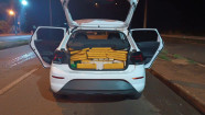 Polícia intercepta VW Polo carregado com maconha e haxixe em Dourados