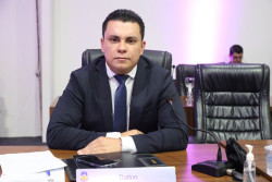 Dalton solicita estudos técnicos para ordenamento do trânsito na rua Dom Redovino