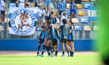 Grêmio supera Internacional por 2 a 1 no Brasileiro Feminino