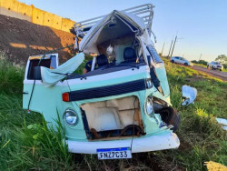 Casal que viajava para o PR morre ao bater contra carreta entre Dourados e Caarapó