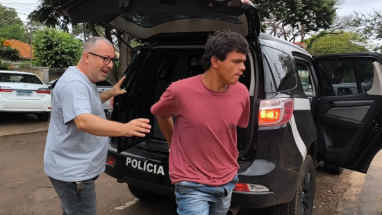 Ladrão escala muro de 2,5 metros e furta objetos em casa no Portal de Dourados