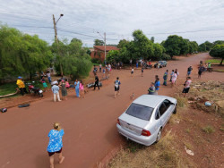 Batida entre motos deixa dois motociclistas em estado grave em Dourados