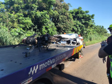 Colisão entre moto e carro da concessionária termina em morte na BR-163