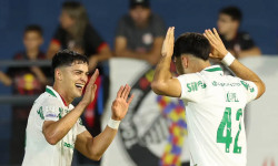 Palmeiras derrota Bragantino para manter liderança no Brasileiro