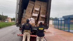 Carga de “mudança” que saiu de Dourados é interceptada com 30 mil maços de cigarros