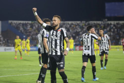 Jogando em Pedro Juan, Santos é surpreendido pelo Recoleta e sofre empate