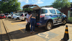 Mãe de santo e filha que tramou a morte do pai são levadas para presídio