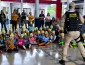 Alunos do distrito de Vila Vargas recebem ações do Maio Amarelo