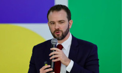 Desenrola 2.0 renegocia quase R$ 1 bilhão em dívidas, diz ministro da Fazenda