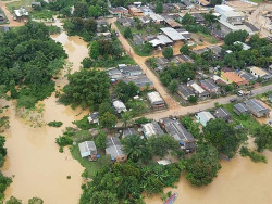 Acre continua a sofrer com cheias, dengue e covid-19