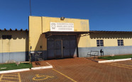 Preso abre buraco em parede, invade cela vizinha e espanca detento em Dourados