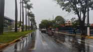 Chuva forte continua neste domingo em Dourados e máxima chega aos 22ºC