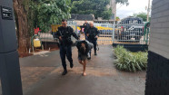 Jovem de 18 anos é preso com revólver e cocaína no Estrela Tovi