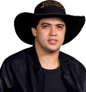 Show de Natanzinho domingo em Dourados terá entrada franca no setor pista