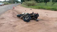 Motociclista bate em carro e tem uma das pernas arrancadas na MS-141