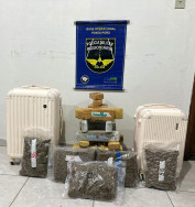 Passageira de Santa Catarina é presa na fronteira com malas "recheadas" de drogas