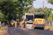 Ruas do Parque Alvorada começam a receber pavimentação