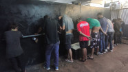 Grupo é preso em "boca de fumo" na Vila São Braz e apreende drogas, arma e objetos "suspeitos"