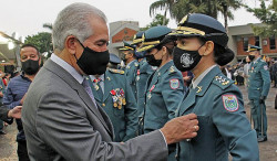 Governo do Estado concede 155 promoções a policiais e bombeiros militares