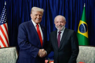 Governo dos EUA propõe nova tarifa sobre produtos brasileiros e cita Pix como "prática desleal"