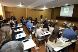 Servidores participam de "mesa redonda" para debater meio ambiente
