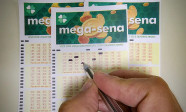 Aposta única de 6 números acerta Mega-Sena e ganha R$ 30 milhões