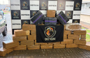 Jovem é preso com quase 800 quilos de maconha em carro com placas do Paraguai