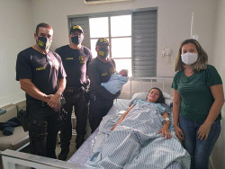 Em ato heroico, policiais do DOF fazem parto em plena rodovia na fronteira