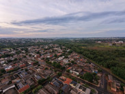 Sexta-feira começa sol entre nuvens, mas chuva deve chegar à tarde em Dourados