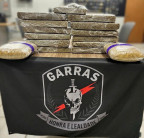 Mulher é presa com 15 quilos de maconha na Capital