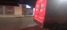 Criança de 2 anos morre após cair na piscina de casa; polícia investiga