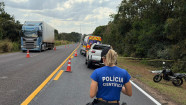 Motociclista de 41 anos morre ao bater na traseira de picape na BR-163