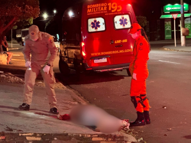 Dupla mata rapaz com 3 tiros e deixa mulher gravemente ferida em Ivinhema