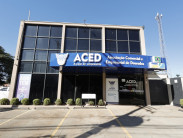 Câmara homenageia comerciantes em sessão solene na Aced