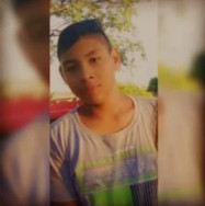 Rapaz que trabalhava como entregador da lanchonete do pai morre ao colidir em árvore