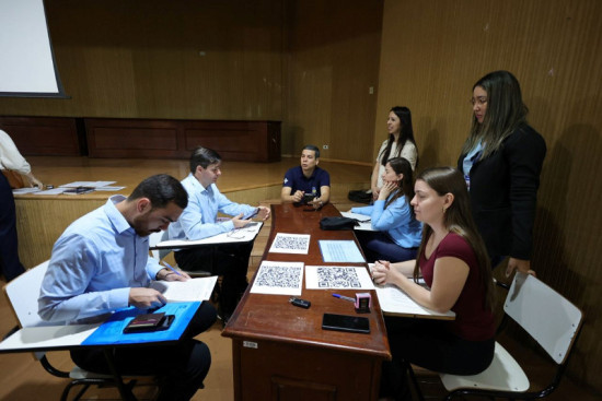 Aprovados em concurso da prefeitura tomam posse nesta sexta-feira