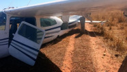 Avião invade espaço aéreo brasileiro e faz pouso forçado após tiros da FAB