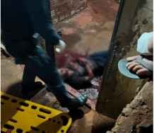 Garoto de 14 anos é baleado ao recusar participar de "roleta-russa"