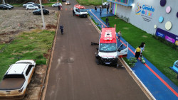 Samu colide com carro após ser chamada para atender ocorrência em Dourados